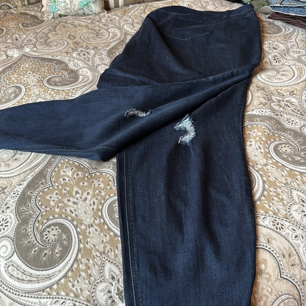 Blue Ankle Jeans by